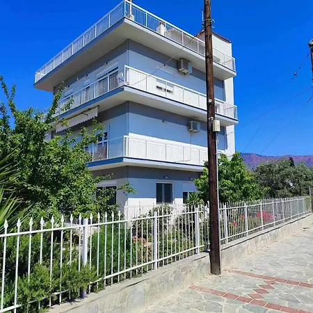 Aristotelis Ground Floor لايميناس