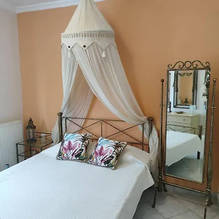 Aristotelis Ground Floor شقة *